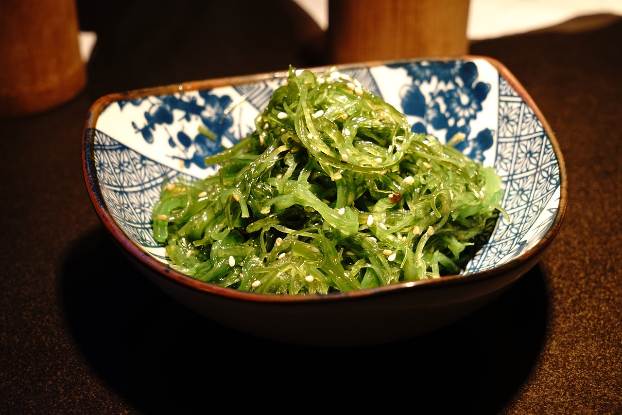 最新創(chuàng)意涼菜盤飾圖片，引領(lǐng)美食藝術(shù)新潮的靈感之源