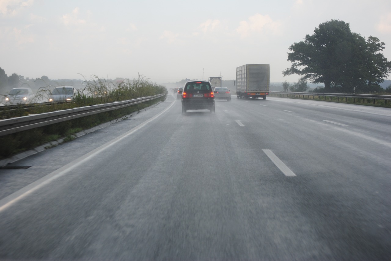 深圳國(guó)三車最新消息，政策調(diào)整與市場(chǎng)動(dòng)態(tài)更新